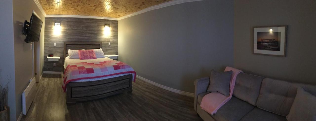 Raleigh Rooms & Taylor'S Crafts Exteriör bild