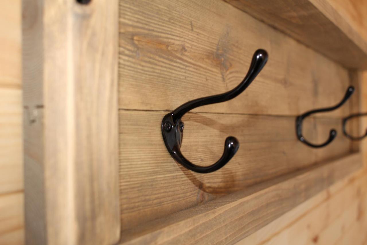 Raleigh Rooms & Taylor'S Crafts Exteriör bild