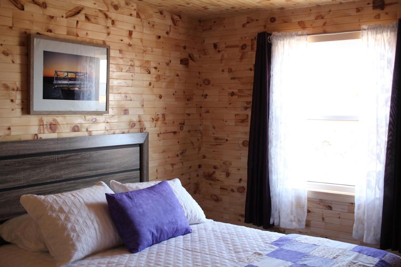 Raleigh Rooms & Taylor'S Crafts Exteriör bild